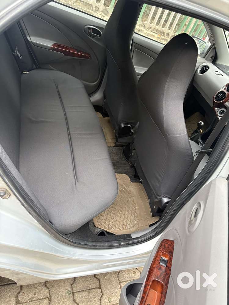 Toyota Etios G, 2011, Cng & Hybrids