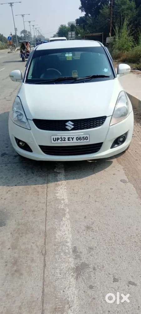 Maruti Suzuki Swift 2013 Diesel 121000 Km Driven