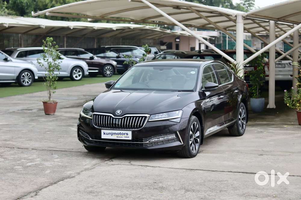 Skoda Superb 2.0 Tsi At L&k, 2021, Petrol