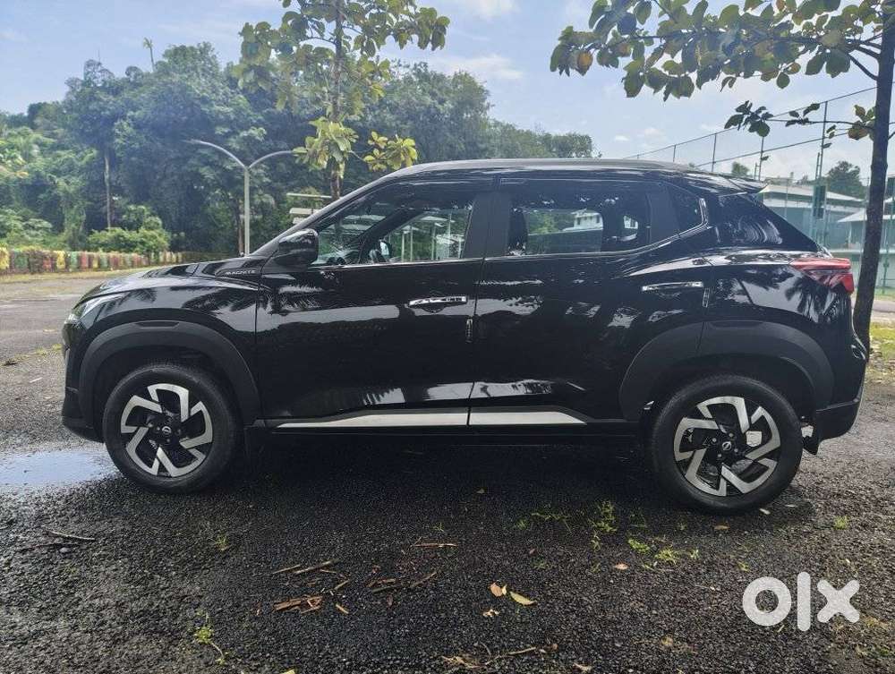 Nissan Magnite 1.0 Xv Turbo Cvt, 2022, Petrol