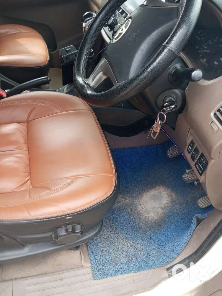 Toyota Innova 2015 Diesel Manual Car