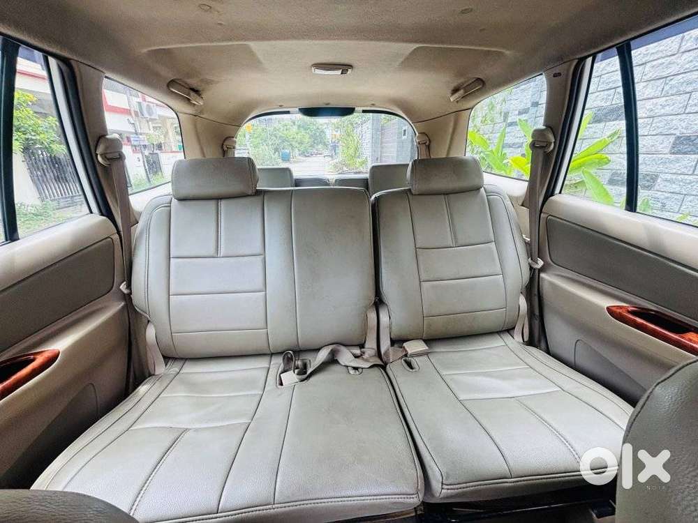 Toyota Innova 2.5 V 7 Str, 2008, Diesel