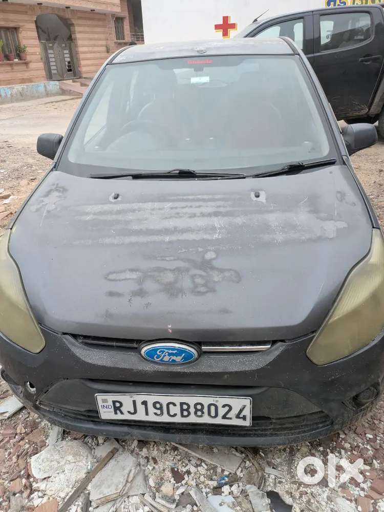 Selling Ford Figo Car