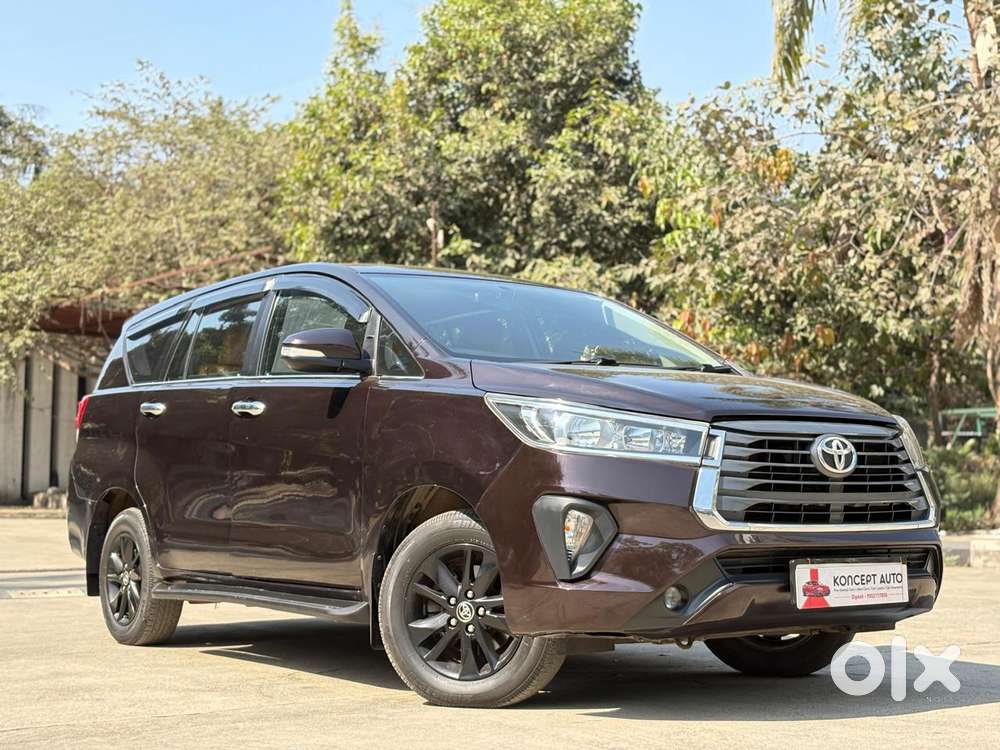 Toyota Innova Crysta G 8 Str, 2016, Diesel