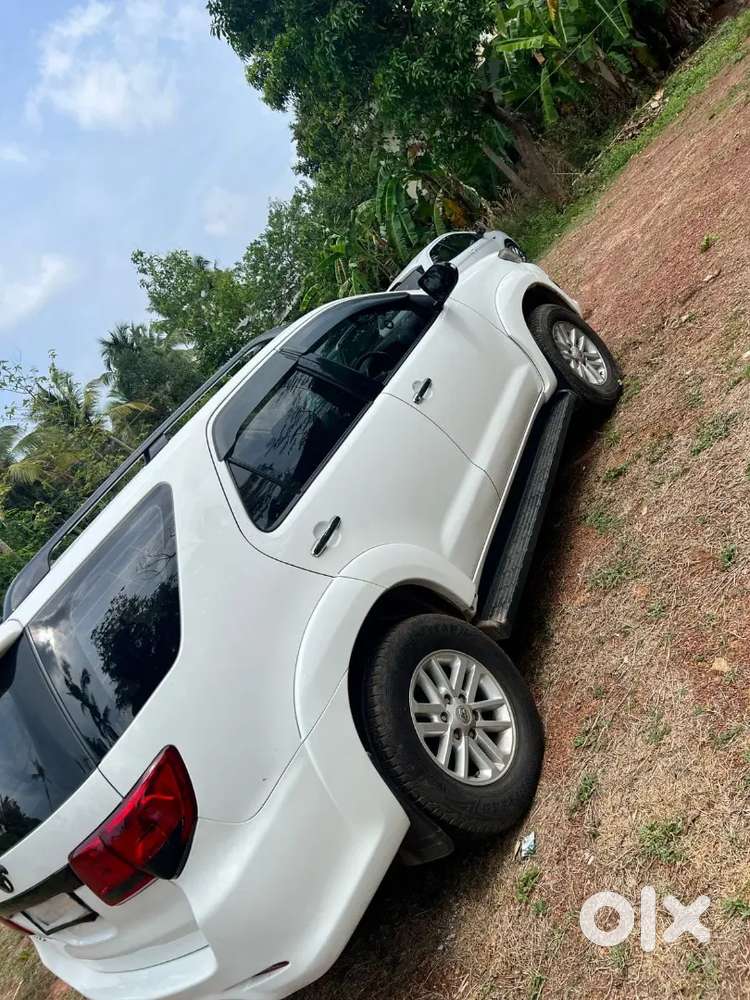 Toyota Fortuner 2014