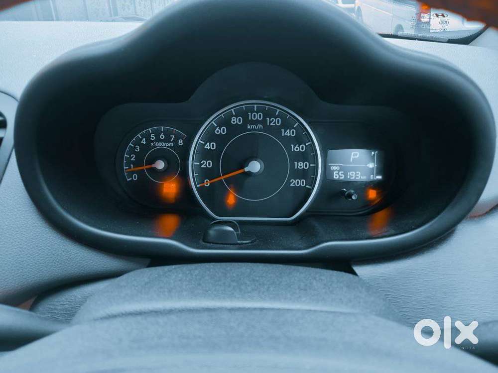 Hyundai I10 Sportz At, 2011, Petrol