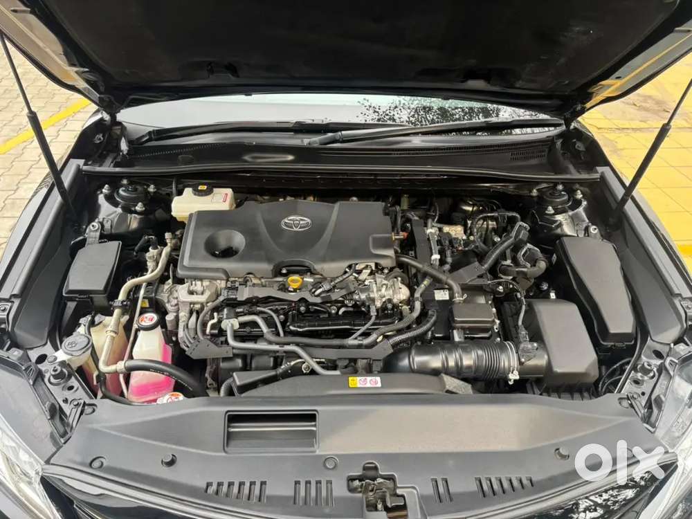 Toyota Camry 2024 Showroom Condition