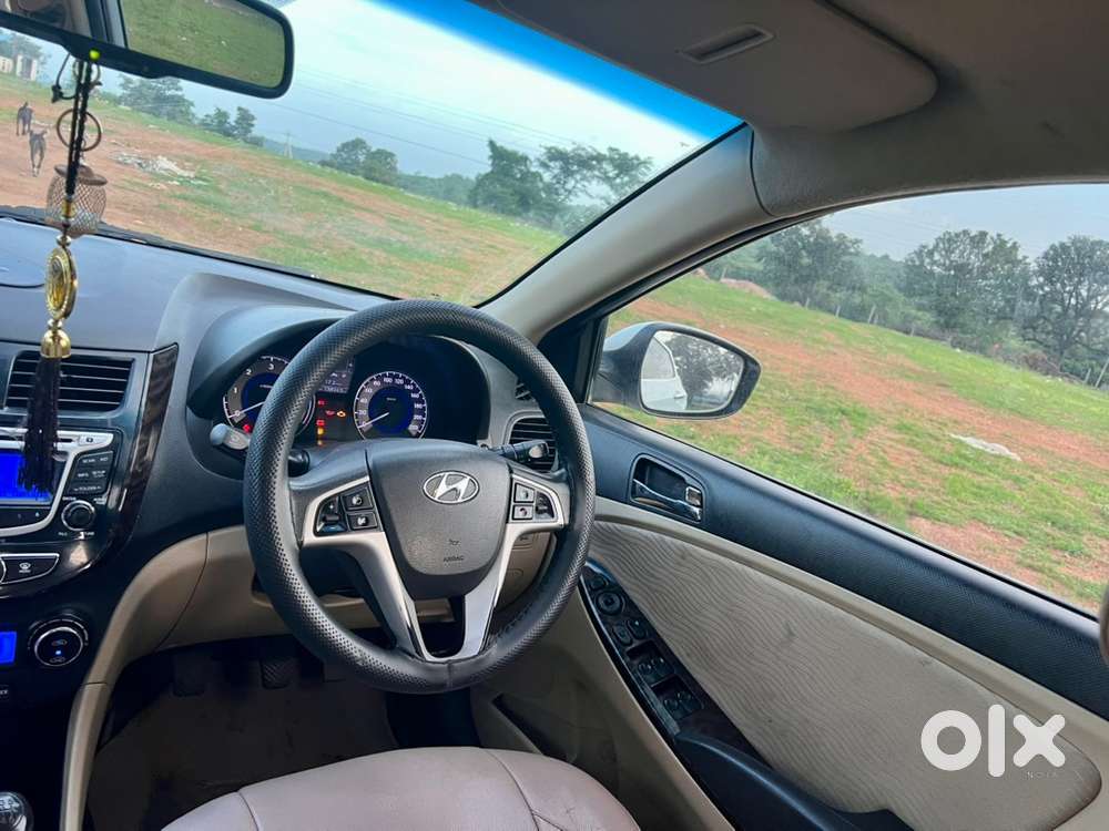 Hyundai Fluidic Verna 2013