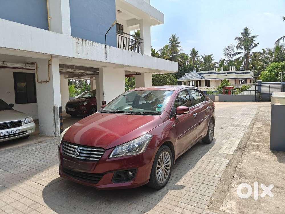 Ciaz Zxi+ Manual 2015 - 1st Owner - 69000 Km - Company Service