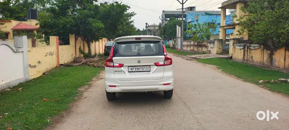 Maruti Suzuki Ertiga 2021 Petrol 74000 Km Driven