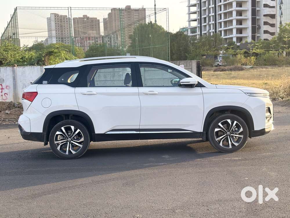 Mg Hector Plus Sharp Pro Blackstorm 2.0 Turbo Diesel 7 Str, 2026, Di..