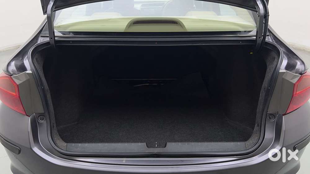 Honda City 1.5 V 4th Gen I-vtec Mt, 2022, Petrol