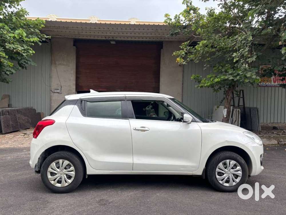 Maruti Suzuki Swift Vxi, 2019, Petrol