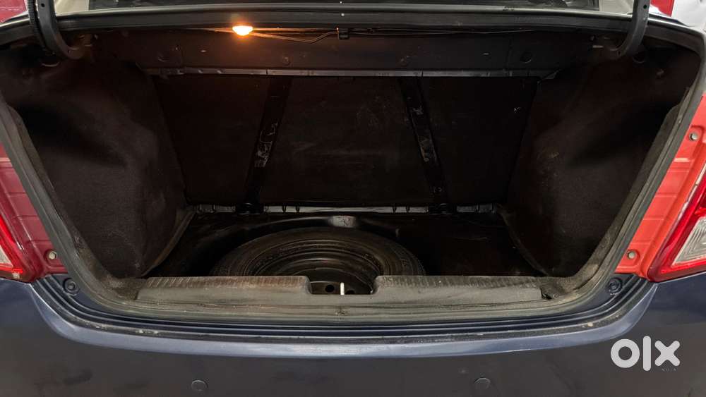 Maruti Suzuki Swift Dzire 1.2 Vxi Bsiv, 2017, Petrol