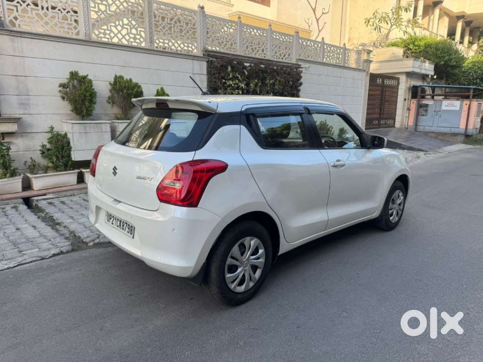 Maruti Suzuki Swift Vxi + Manual, 2021, Petrol