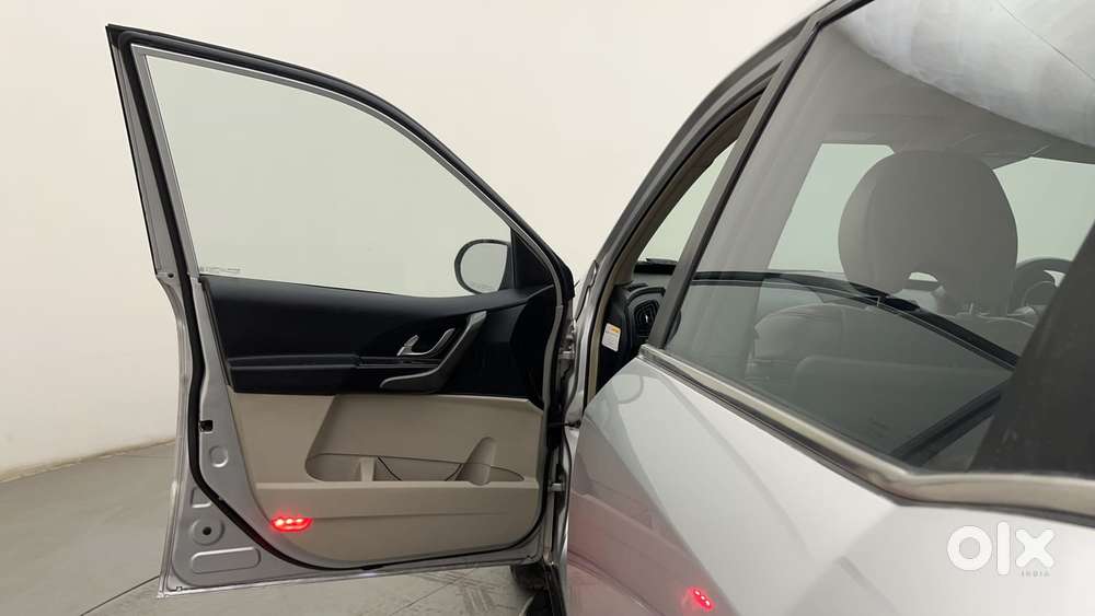 Mahindra Xuv500 2.2 W10, 2015, Diesel