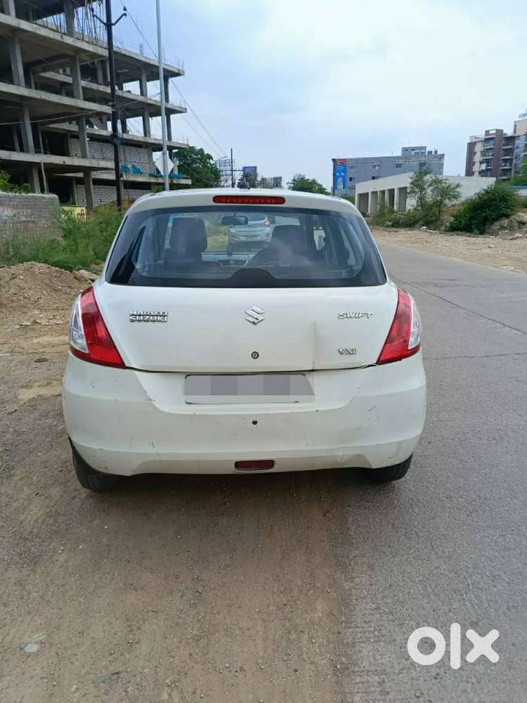 Maruti Suzuki Swift Vxi Abs Bsiv, 2017, Petrol