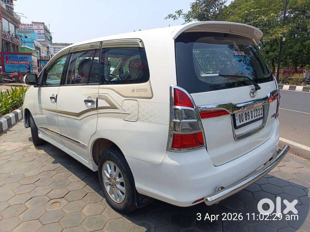 Toyota Innova 2.5 Z Diesel 7 Seater, 2014, Diesel
