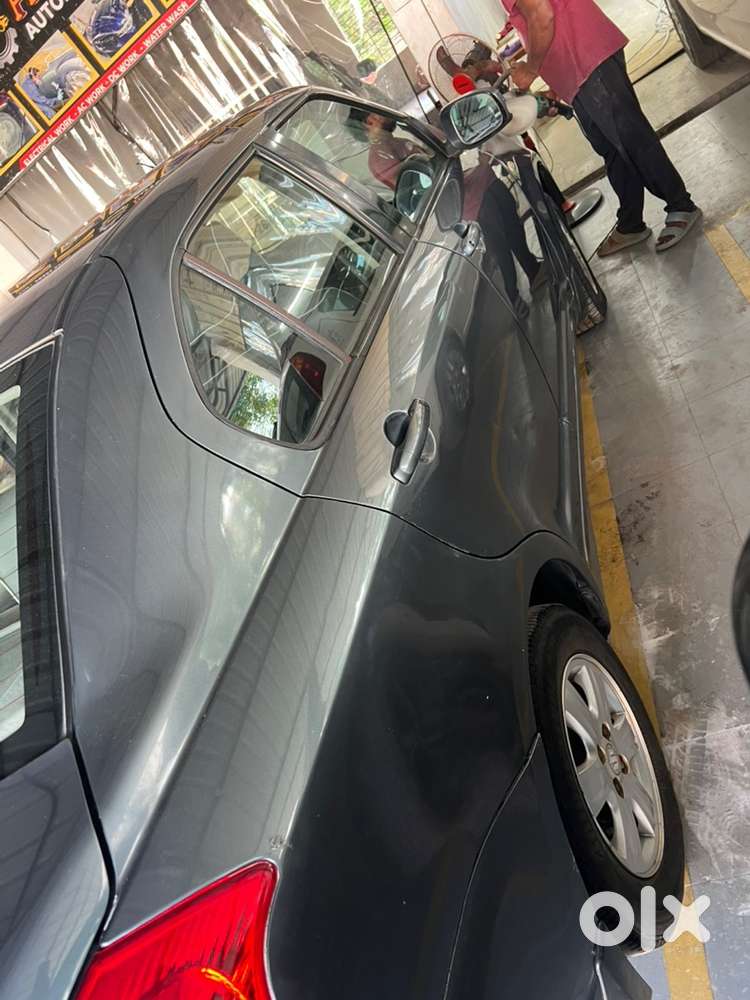 Swift Dzire Maruti Petrol 2011