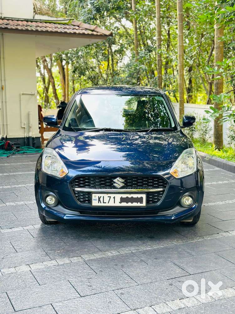 Maruti Suzuki Swift Vxi + Manual, 2022, Petrol