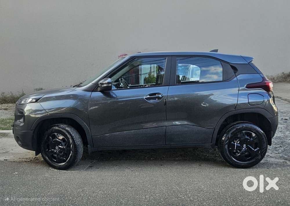 Tata Punch, 2022, Petrol