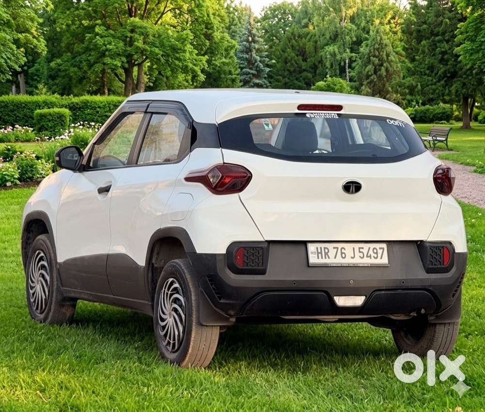 Tata Punch Pure, 2025, Petrol