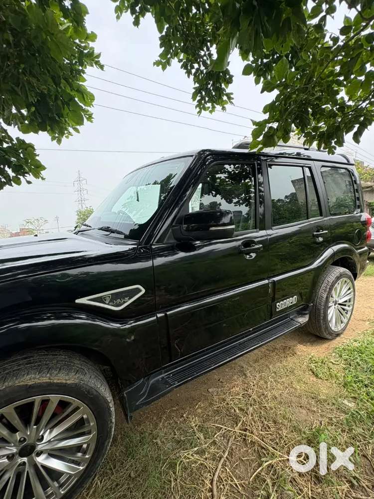 Mahindra Scorpio Classic 2021