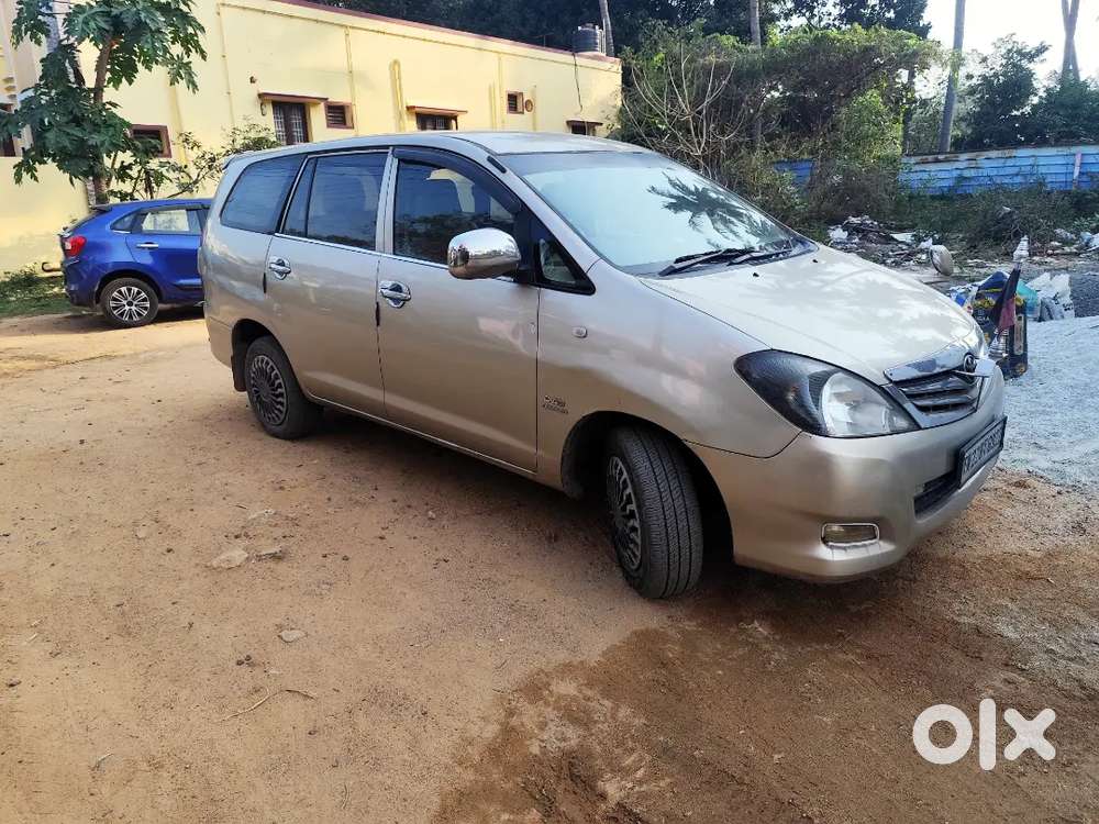 Toyota Innova 2010 Diesel 201000 Km Driven