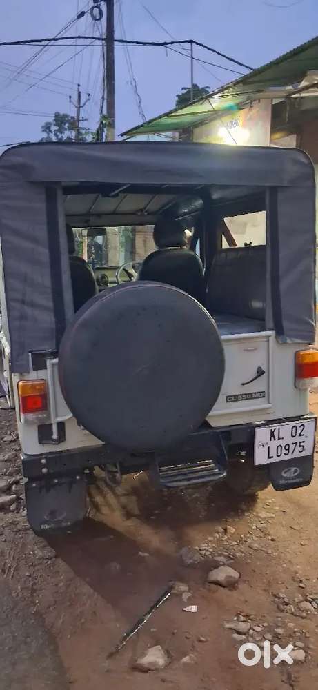 Mahindra Jeep 2000 2 Wheel