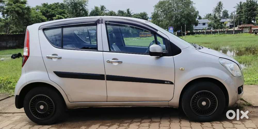 Maruti Suzuki Ritz Lxi, Bsiv,2012,petrol,second Owner