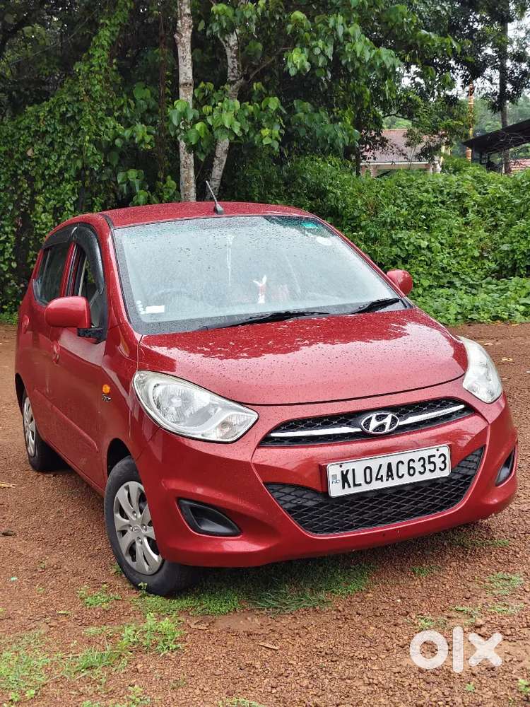 Hyundai I10 2012 Petrol 70000 Km Driven