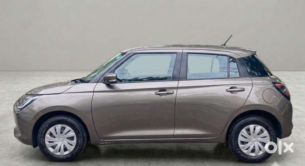 Maruti Suzuki Swift Vxi Ags, 2025, Petrol