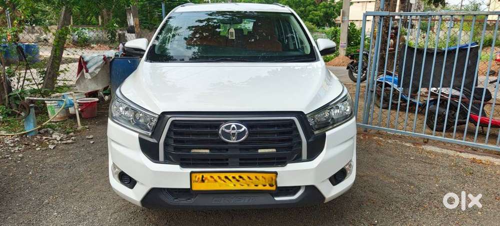 Toyota Innova Crysta 2.4 G Mt, 2024, Diesel