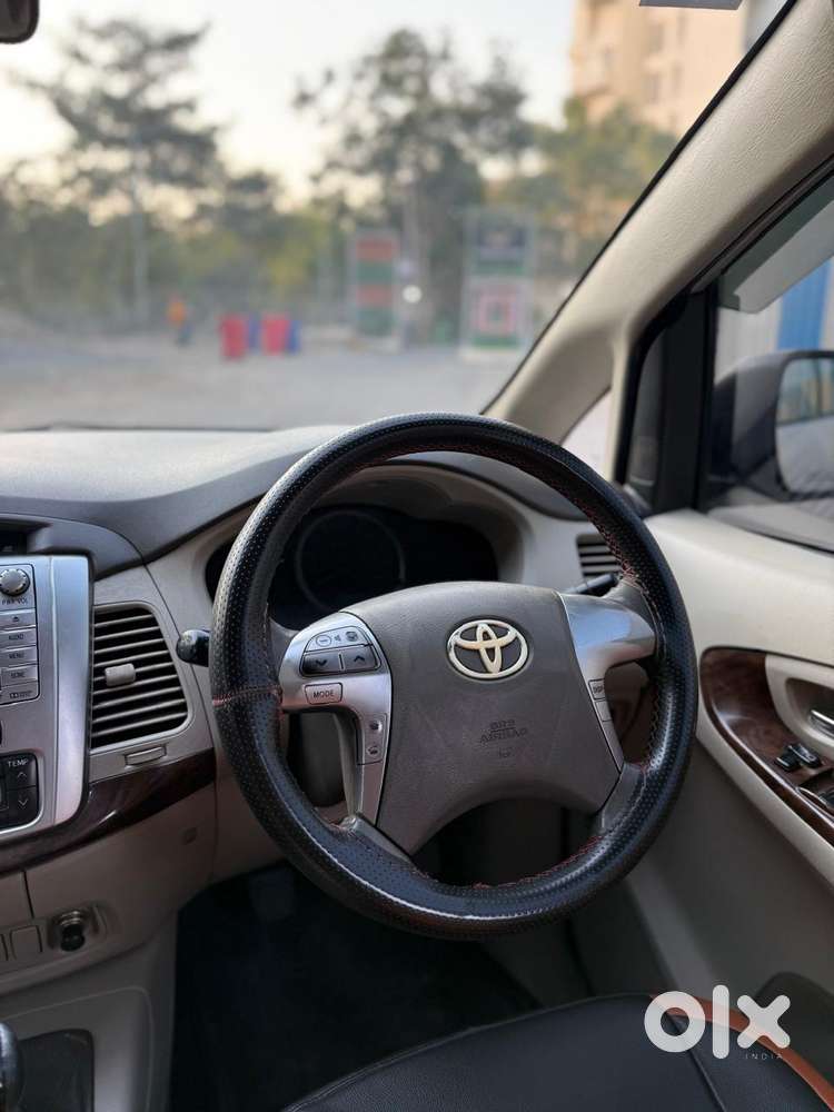 Toyota Innova 2.5 V 7 Str, 2014, Diesel