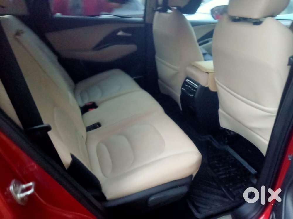 Mg Hector 2023 Petrol 13500 Km Driven