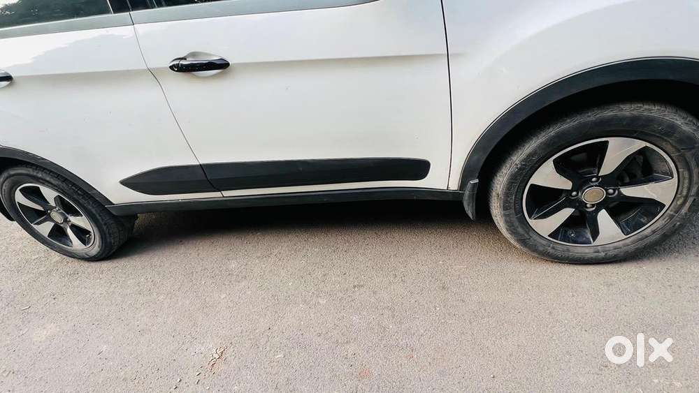 Tata Car Automatic 2018 Year