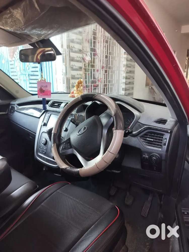 Mahindra Kuv100 Nxt 2017 Petrol 75000 Km Driven