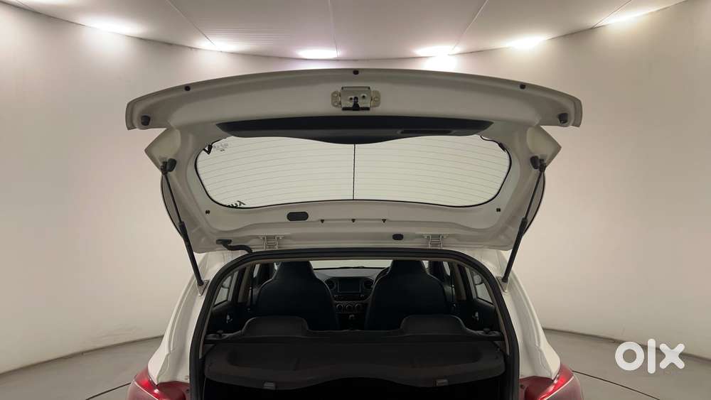 Hyundai Grand I10 [ ] 1.2 Kappa Vtvt Sportz At, 2018, Petrol