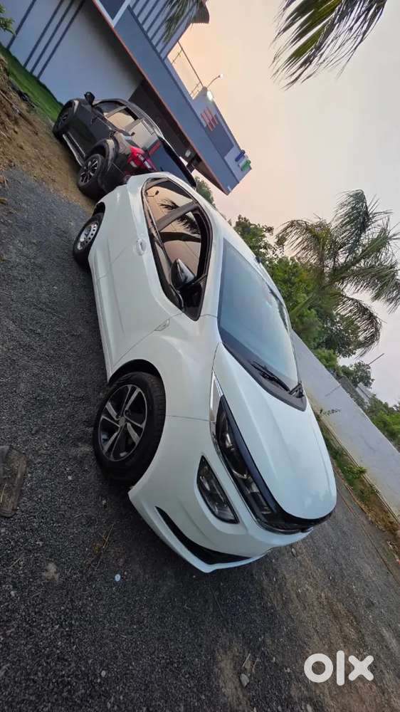 Tata Altroz 2020 Petrol Well Maintained