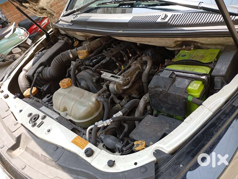 Tata Hexa 2.2 Xta 4x2 7 Str, 2017, Diesel