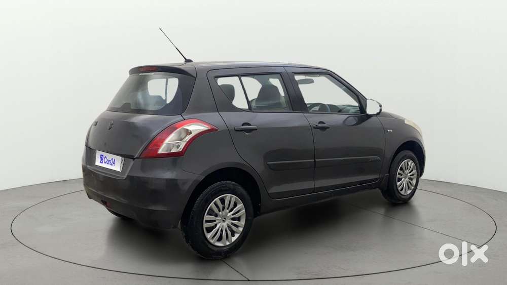 Maruti Suzuki Swift Vxi, 2015, Petrol