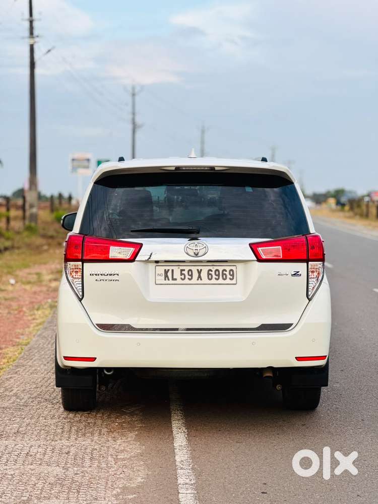 Toyota Innova Crysta 2.8z Automatic, 2021, Diesel