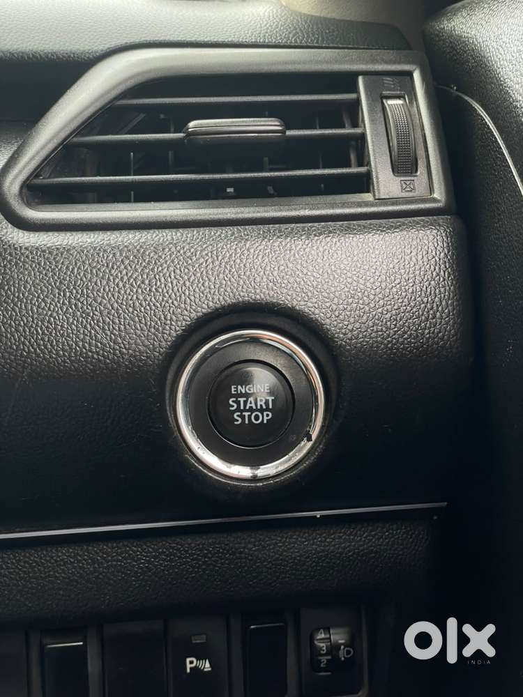 Maruti Suzuki Swift Zxi Plus Dual Tone, 2018, Petrol