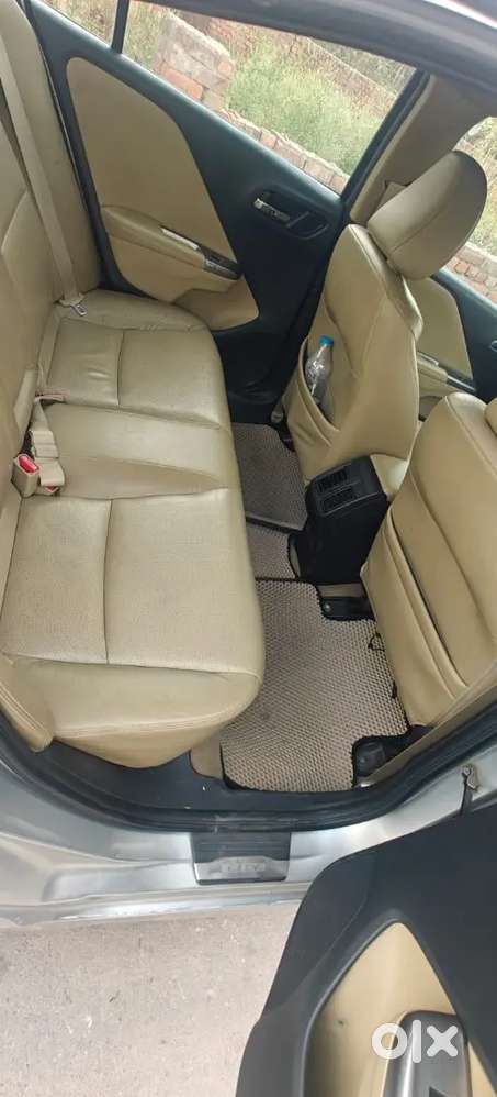 Honda City 2016  Top Model Sunroof Hr70no