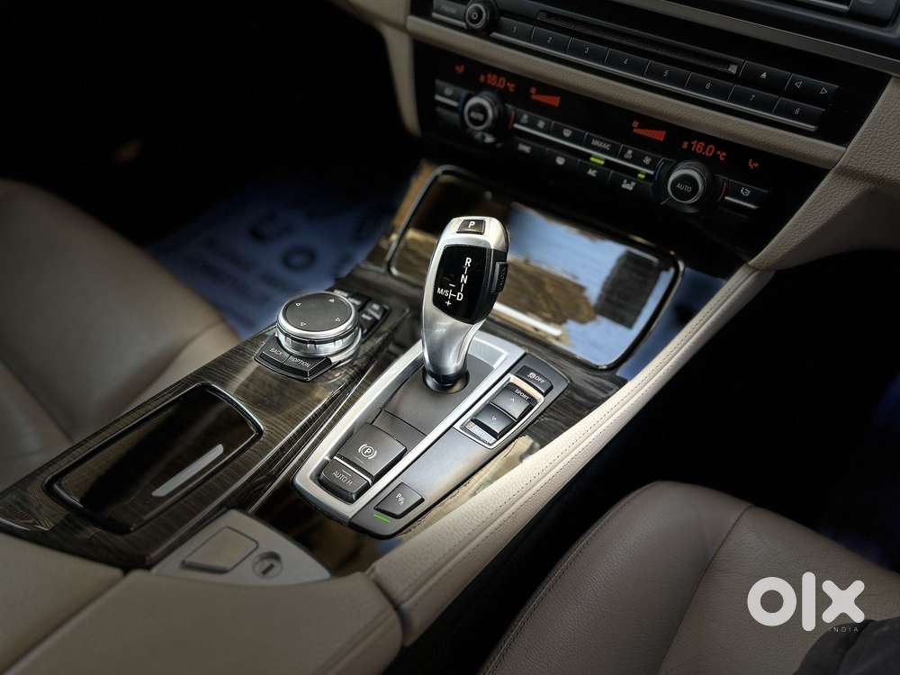 Bmw 5 Series 2.0 520i Luxury Line, 2016, Petrol