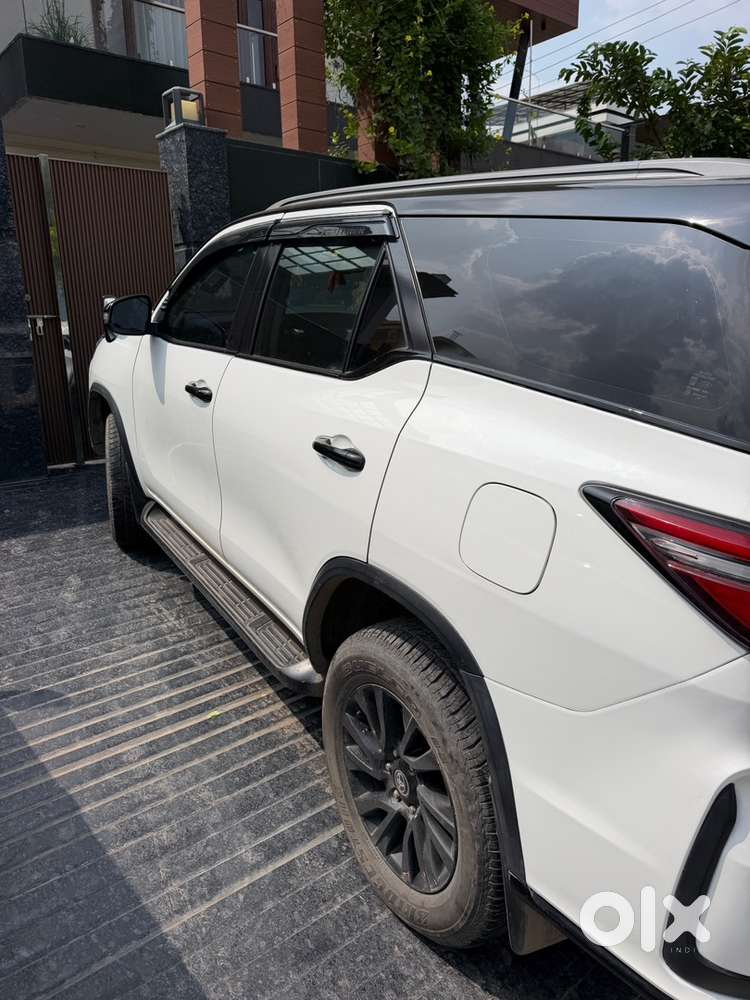 Toyota Fortuner Diesel 2024