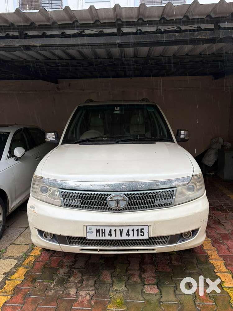 2013 Tata Safari Storme Vx 2.2 Diesel  2nd Owner  New At Tyres