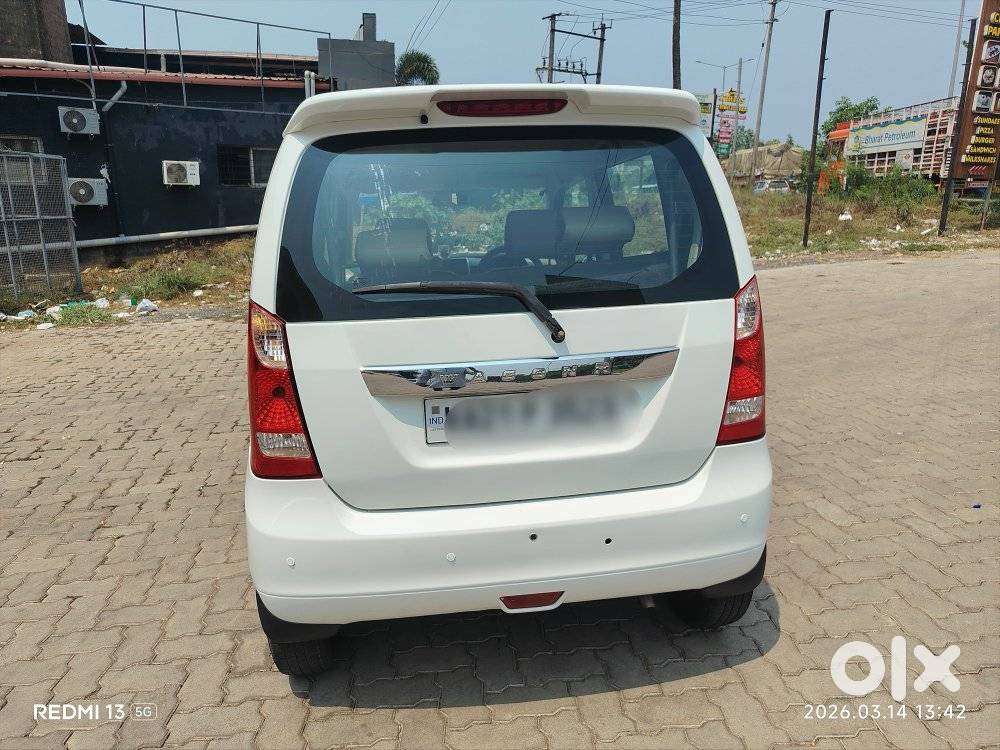 Maruti Suzuki Wagon R 1.0 Vxi Plus (o) Amt, 2017, Lpg