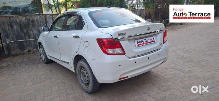 Maruti Suzuki Swift Dzire 1.2 Vxi, 2017, Petrol