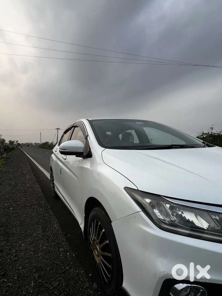 Honda City 2018 Sv 1.5 I-vtec Petrol + Cng  75,000 Km